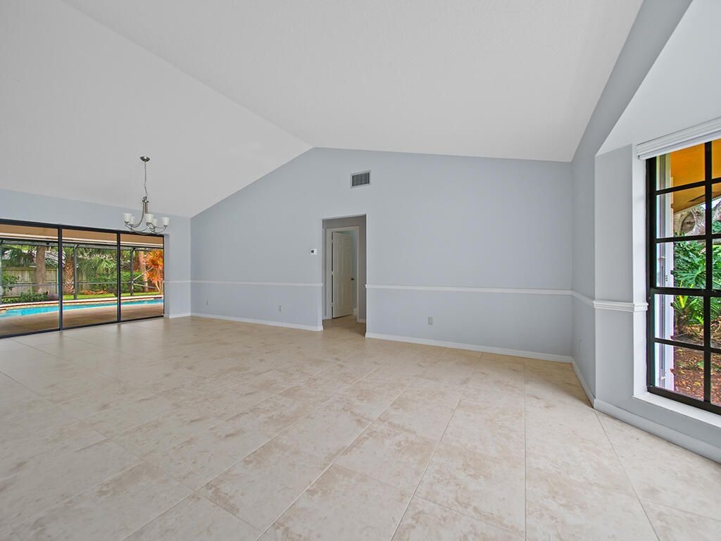 9 W High Point Road, Sewalls Point, FL 34996 Photo