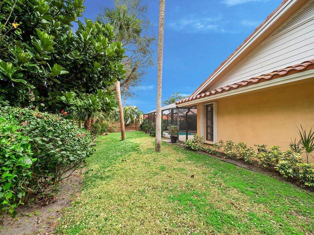 9 W High Point Road, Sewalls Point, FL 34996 Photo