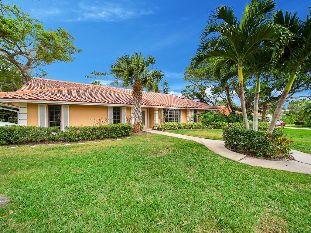 9 W High Point Road, Sewalls Point, FL 34996 Photo