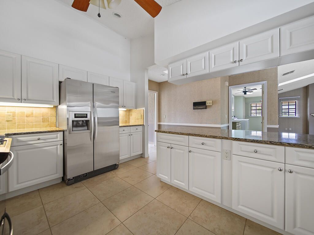 9 W High Point Road, Sewalls Point, FL 34996 Photo