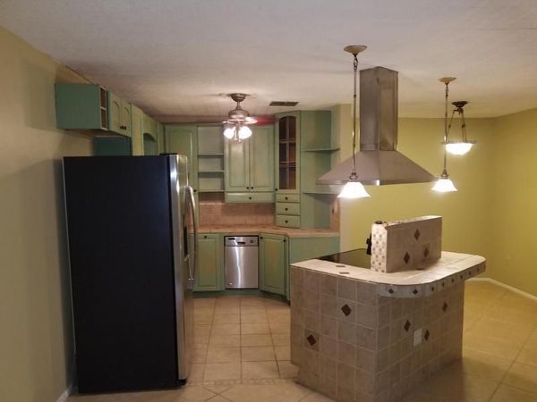 5725 FERNLEY Drive E, Unit 7, West Palm Beach, FL 33415
