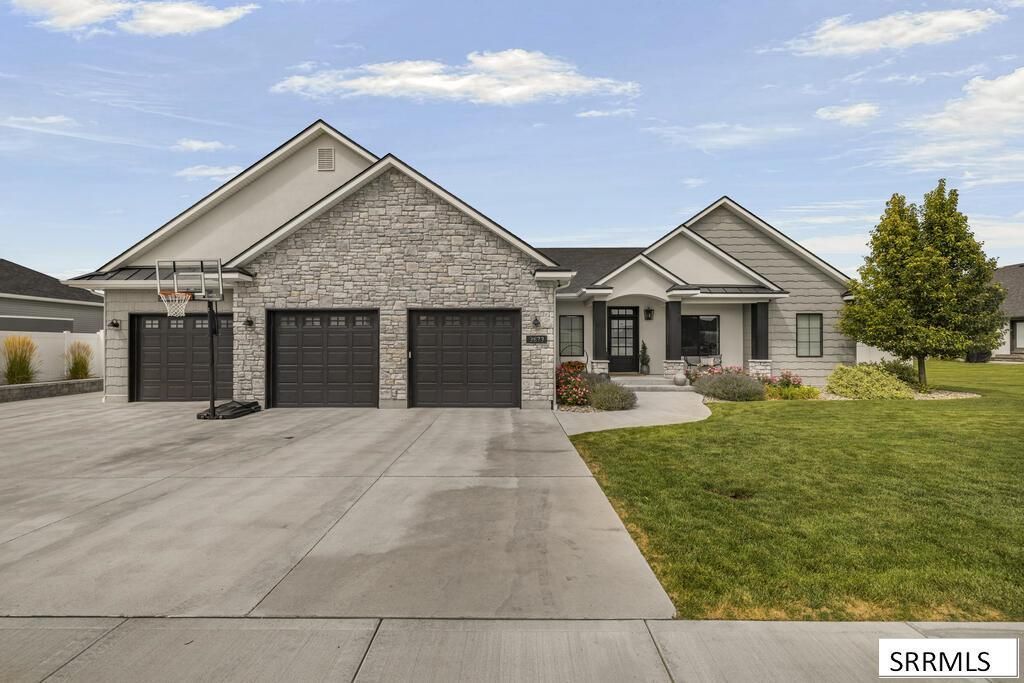3873 E Pond View Drive, Ammon, ID 83406 Main Photo