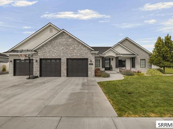 3873 E Pond View Drive, AMMON, ID 83406