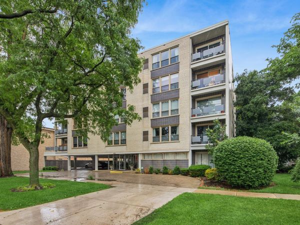 1535 Park Avenue , Unit 505, River Forest, IL 60305