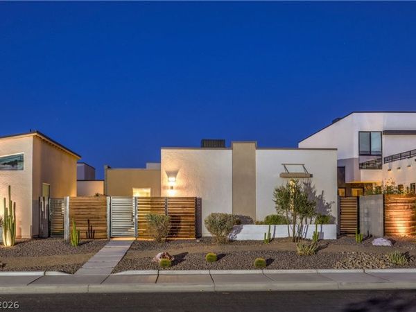 1327 S 8th Street , Las Vegas, NV 89104