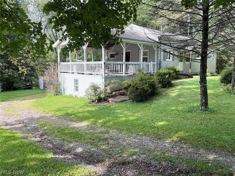 5396 Mennonite Road, Mantua, OH 44255 Photo 2