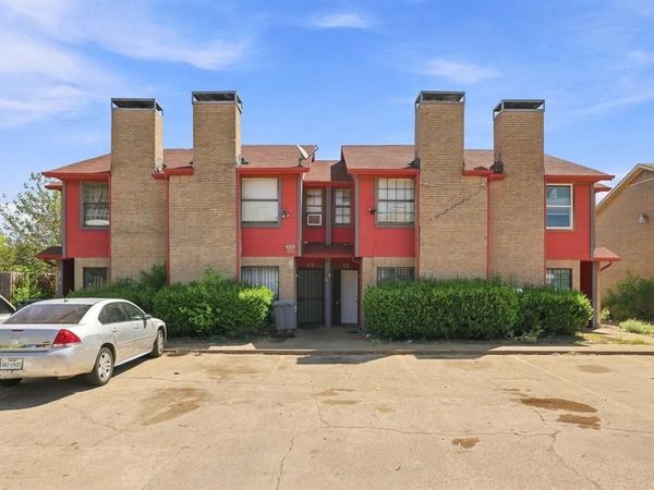8005 Rothington Road , Unit 11-17, Dallas, TX 75227