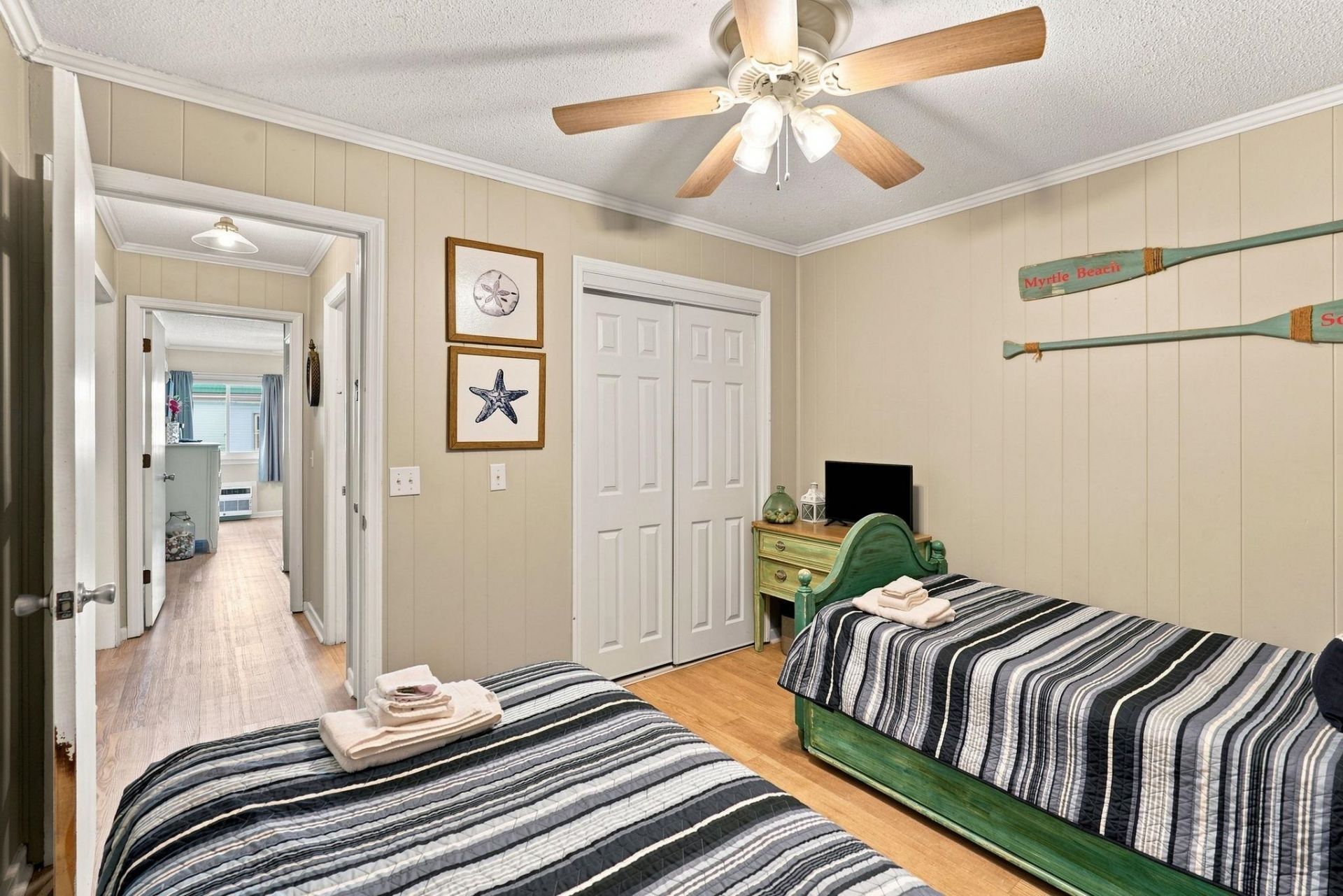 9520 Shore Dr. Photo 16