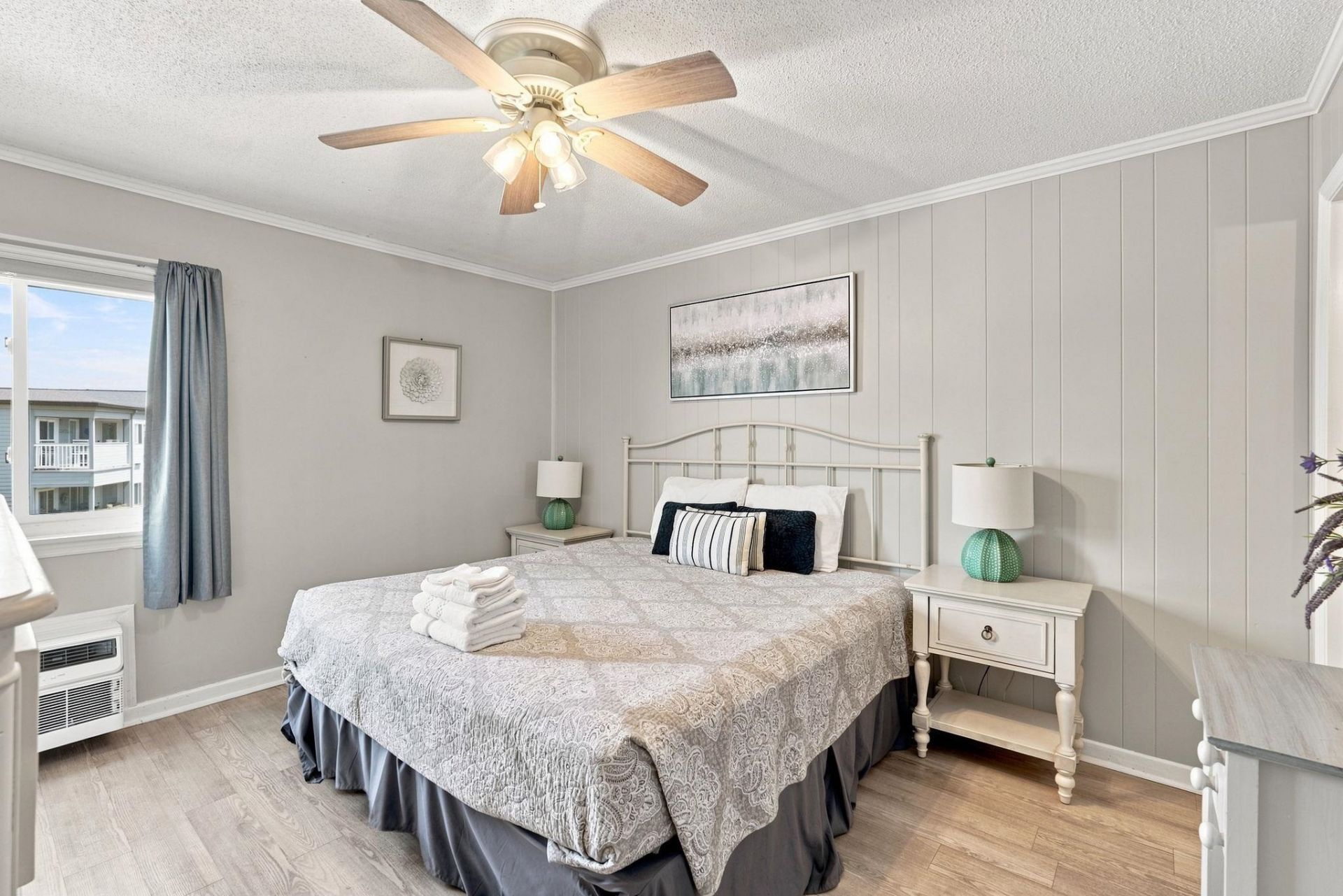 9520 Shore Dr. Photo 18