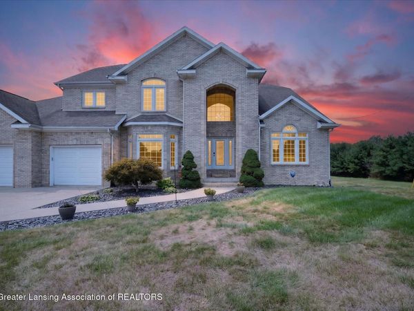 2610 S Edgar Road, Mason, MI 48854