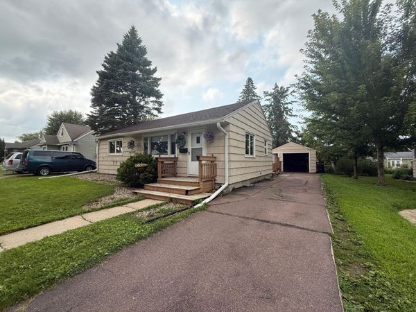 1704 3rd Avenue NW, Austin, MN 55912