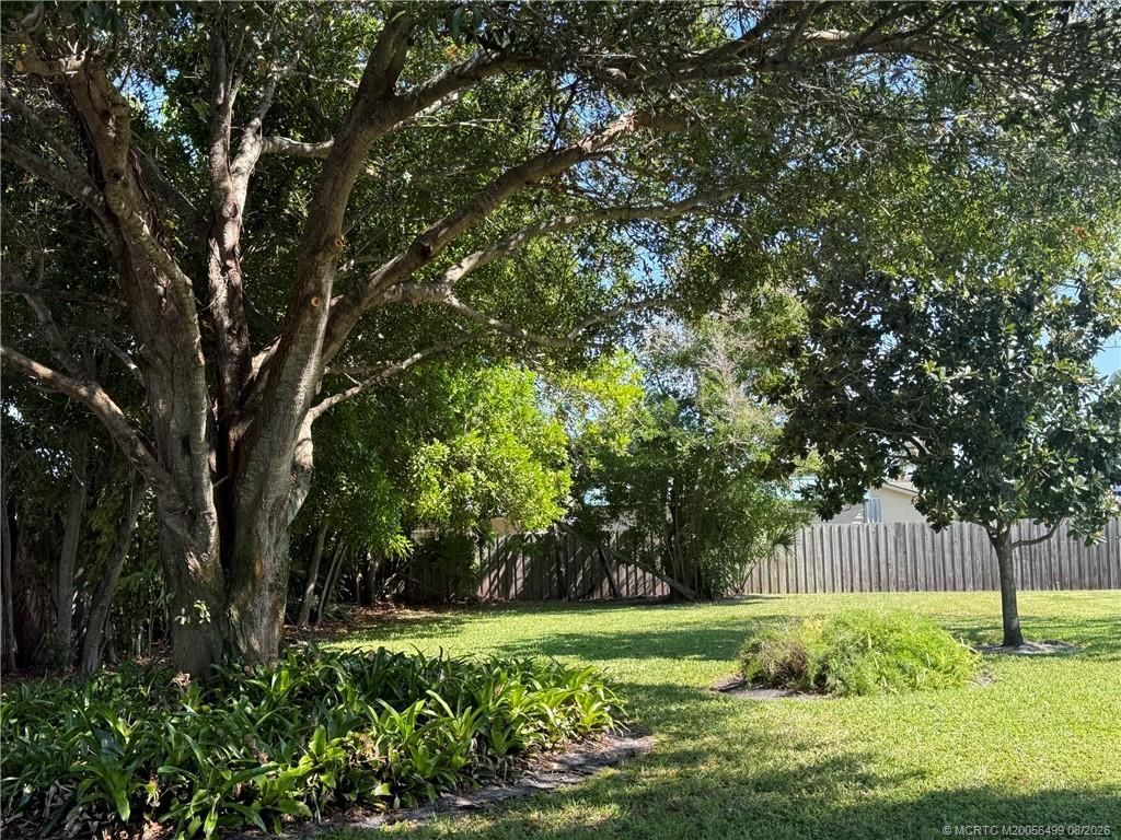 2457 NE Wilda Street Ne, Jensen Beach, FL 34957 Photo