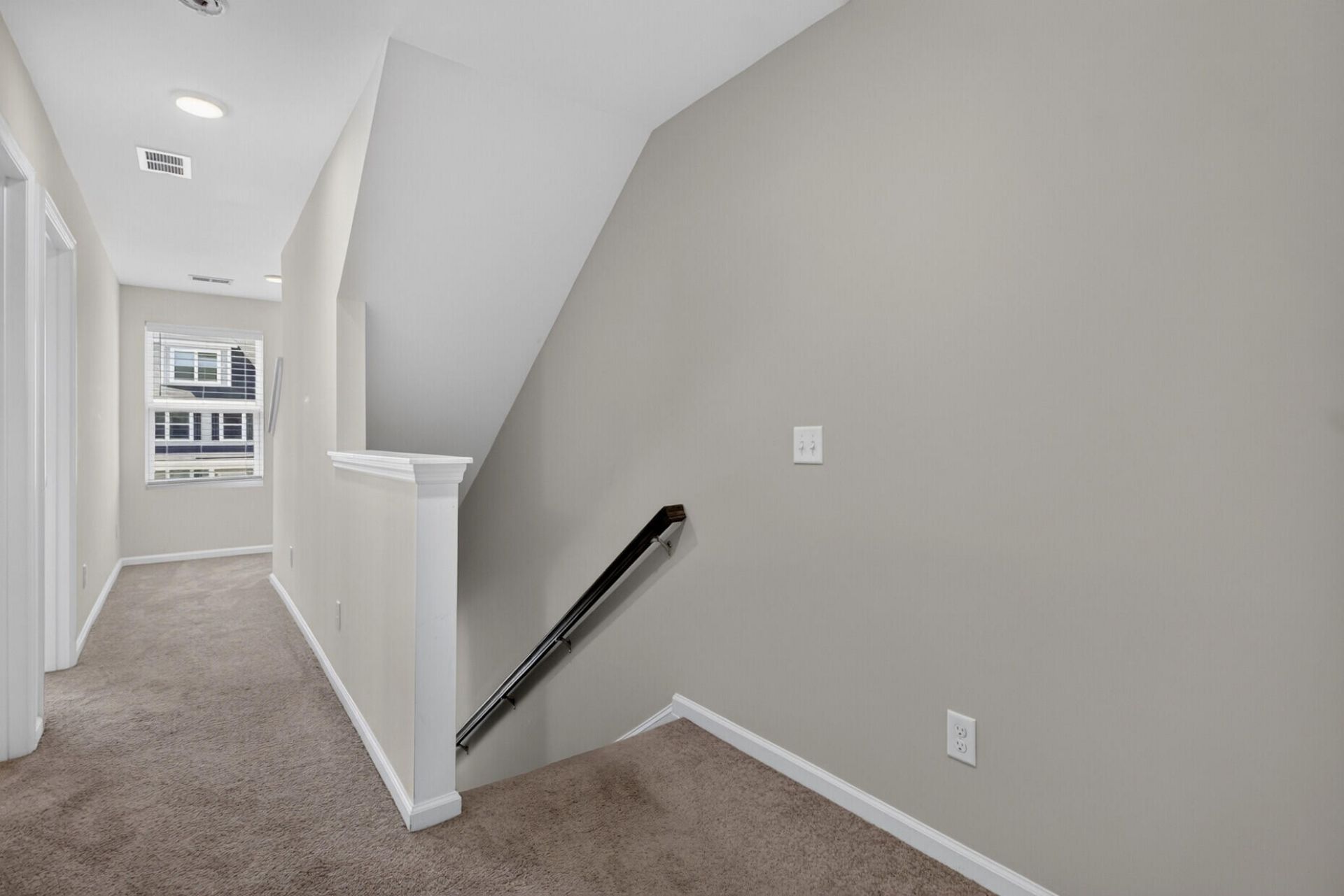 194 Woodward Road Photo 18