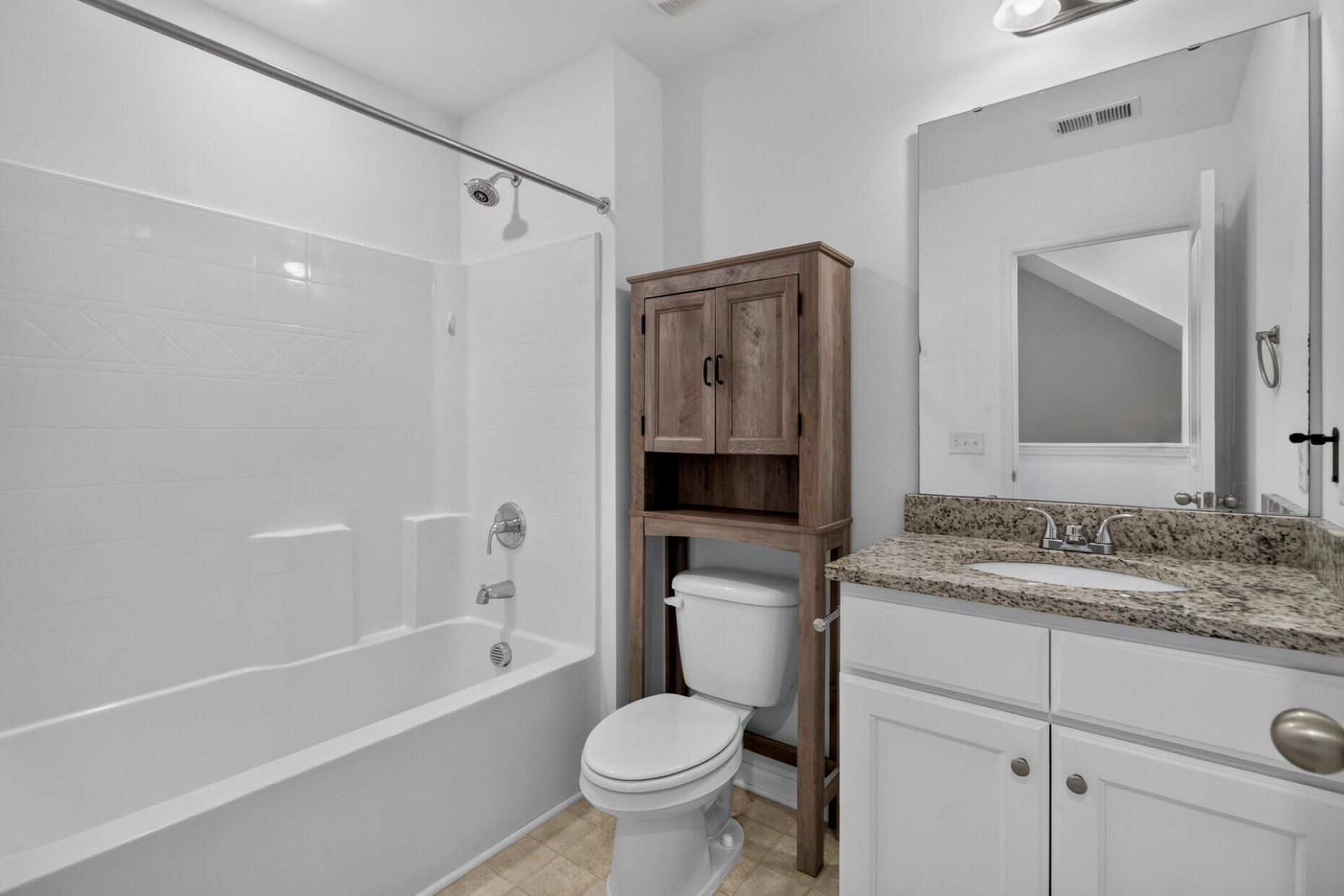194 Woodward Road Photo 24