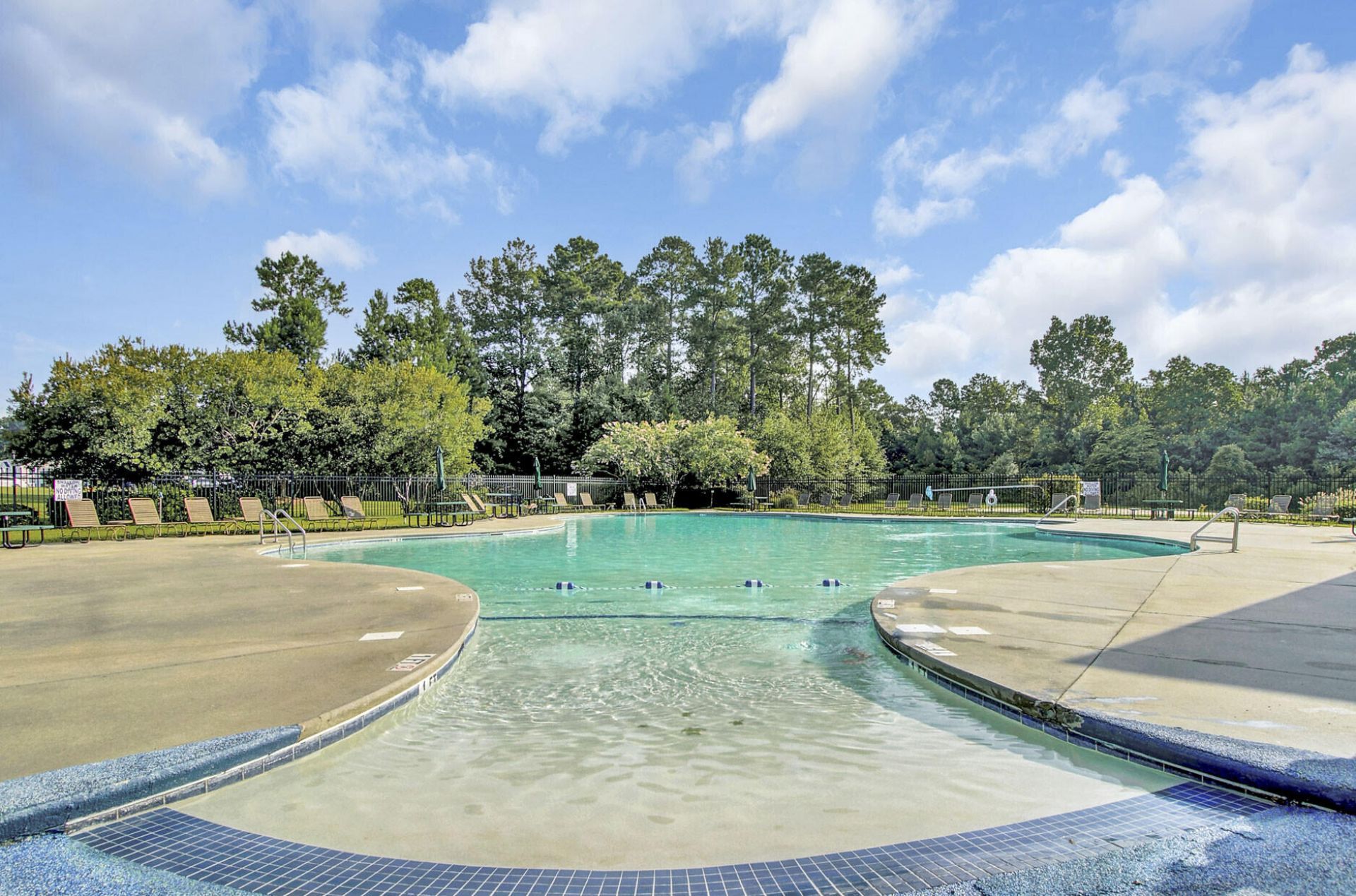 194 Woodward Road Photo 50