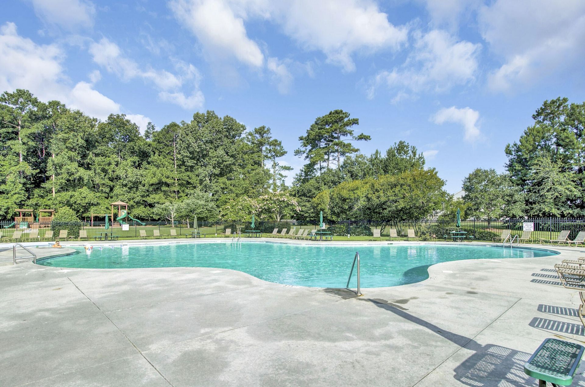 194 Woodward Road Photo 51