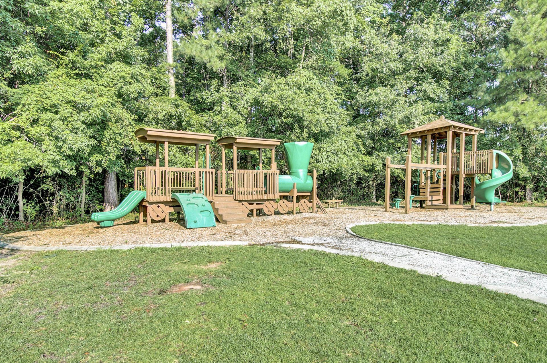 194 Woodward Road Photo 53