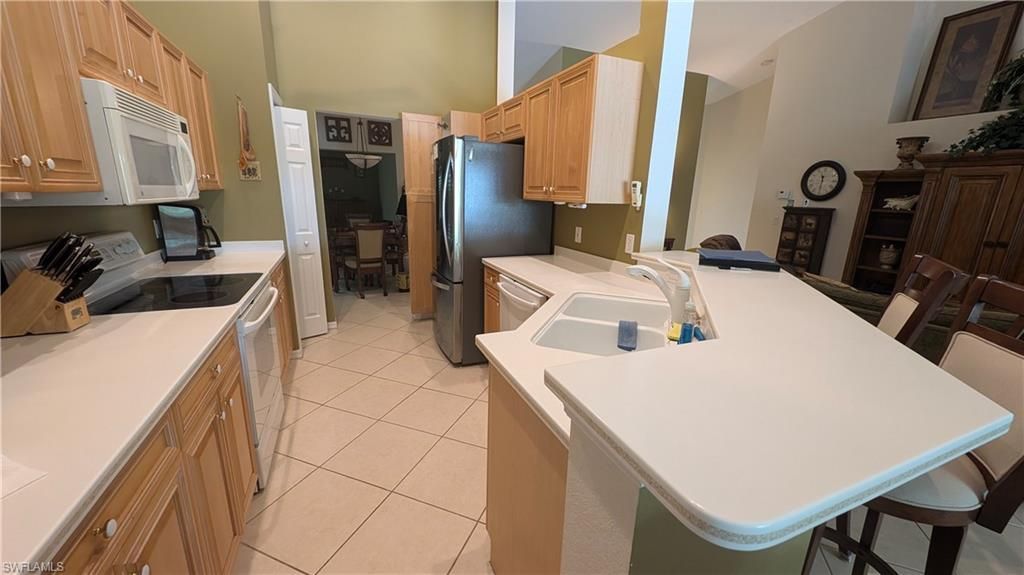 5660 Northboro Dr , Unit 202, Naples, FL 34110 Photo