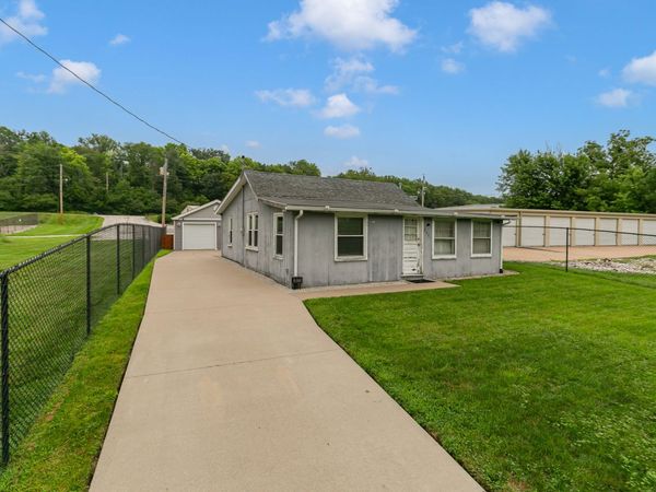 2621 47th Avenue, Rock Island, IL 61201