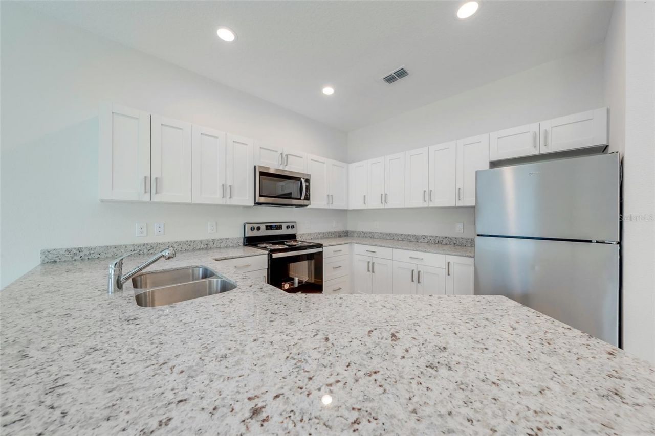 2139 Penny Lane, Kissimmee, FL 34741 Photo