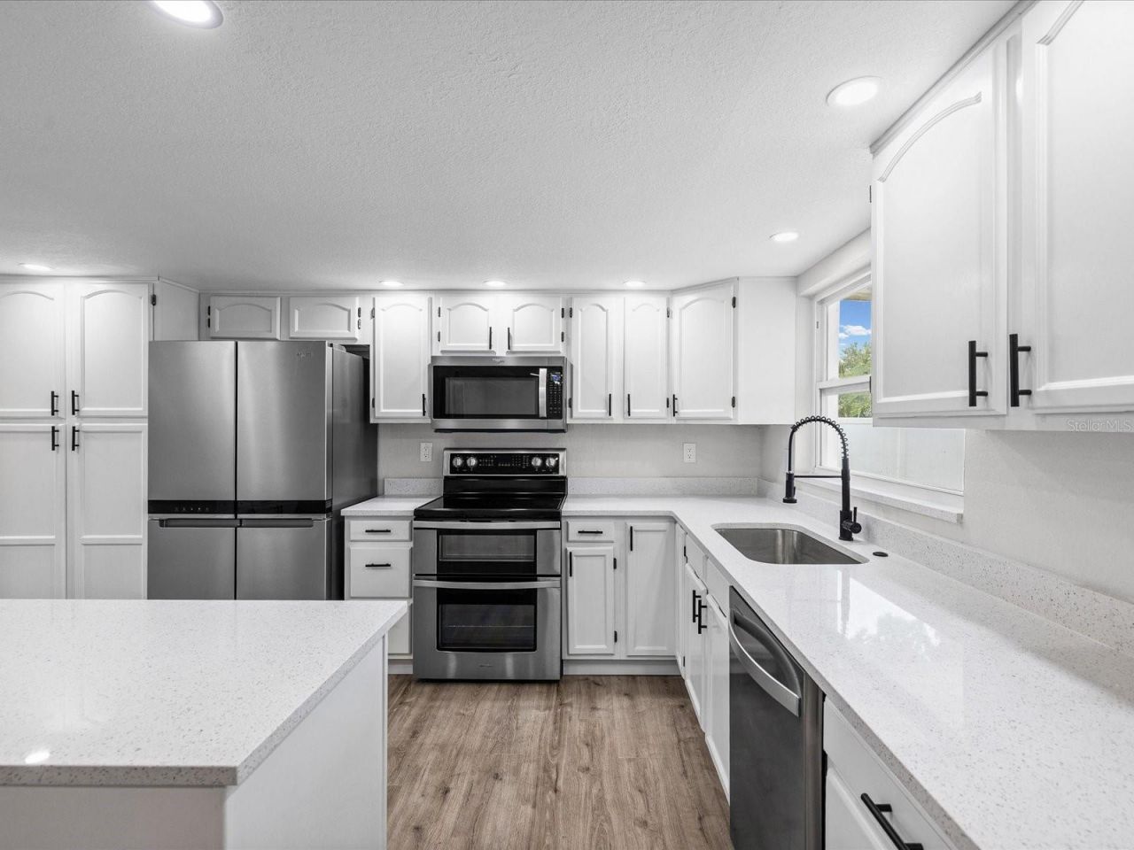 1972 Lansing Drive , Clearwater, FL 33763 Photo