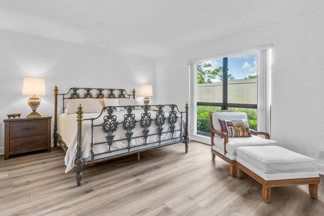 401 Brackenwood Lane S, Palm Beach Gardens, FL 33418 Photo