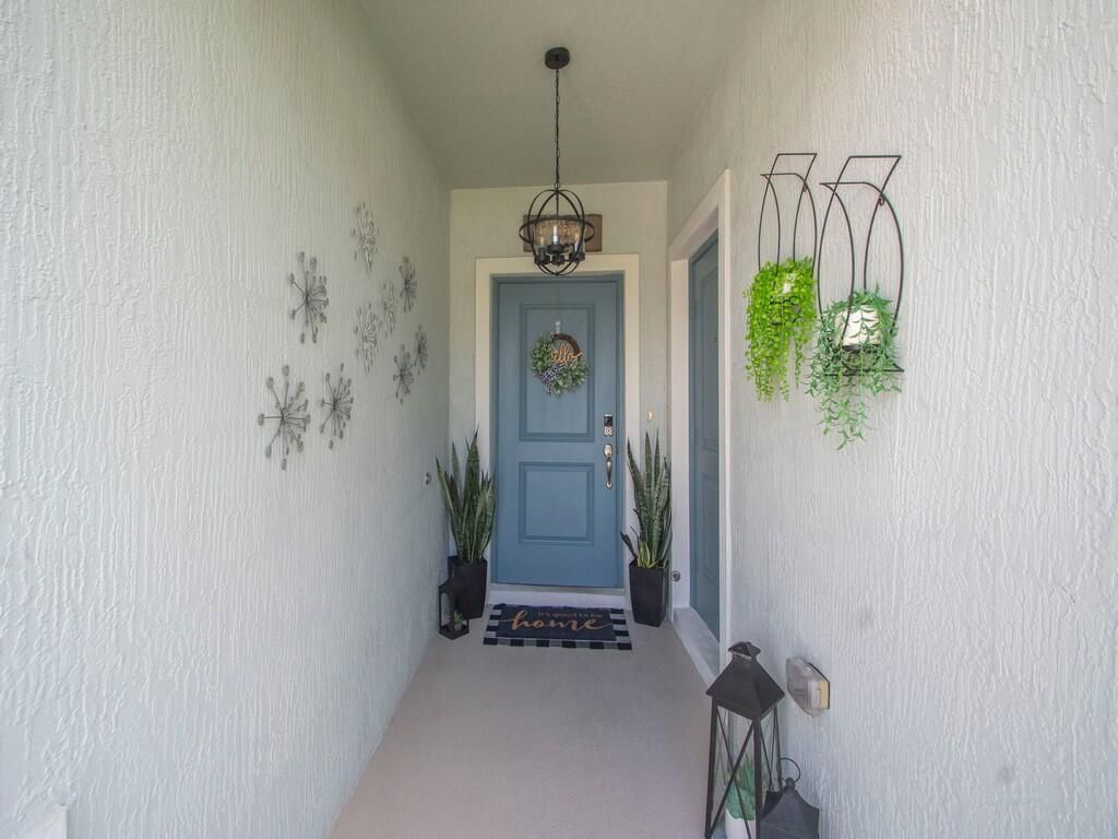 1689 SE Chello Lane, Port Saint Lucie, FL 34983 Photo