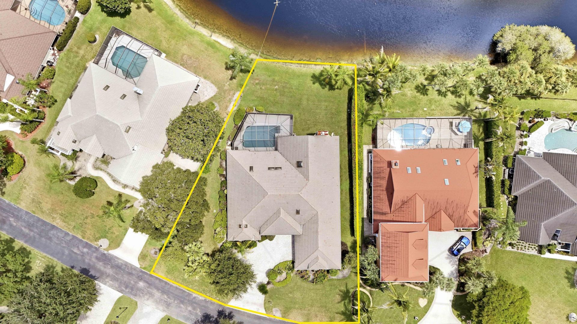18691 SE Lakeside Way, Jupiter, FL 33469 Photo