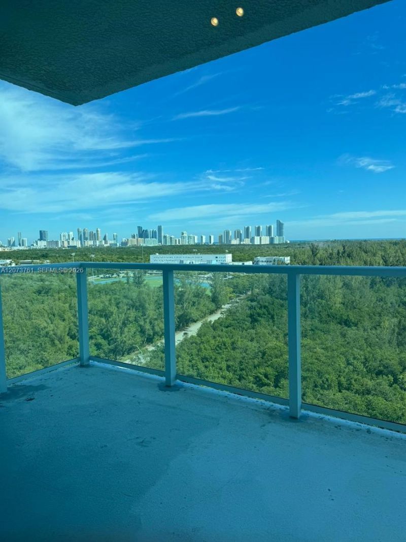 15051 Royal Oaks Ln , Unit 1403, North Miami, FL 33181 Photo
