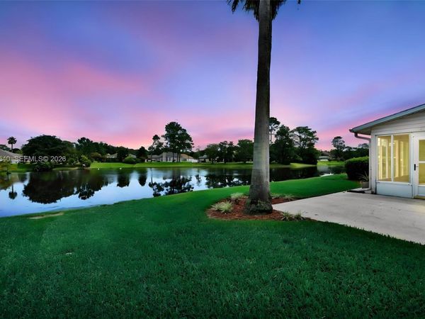 2059 E Forest Gate Dr, Jacksonville, FL 32246