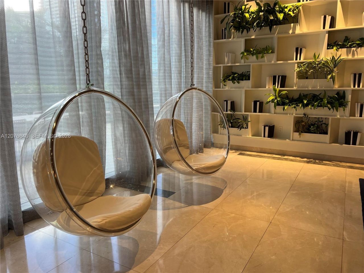 45 SW 9th St, Unit 4408, Miami, FL 33130 Photo