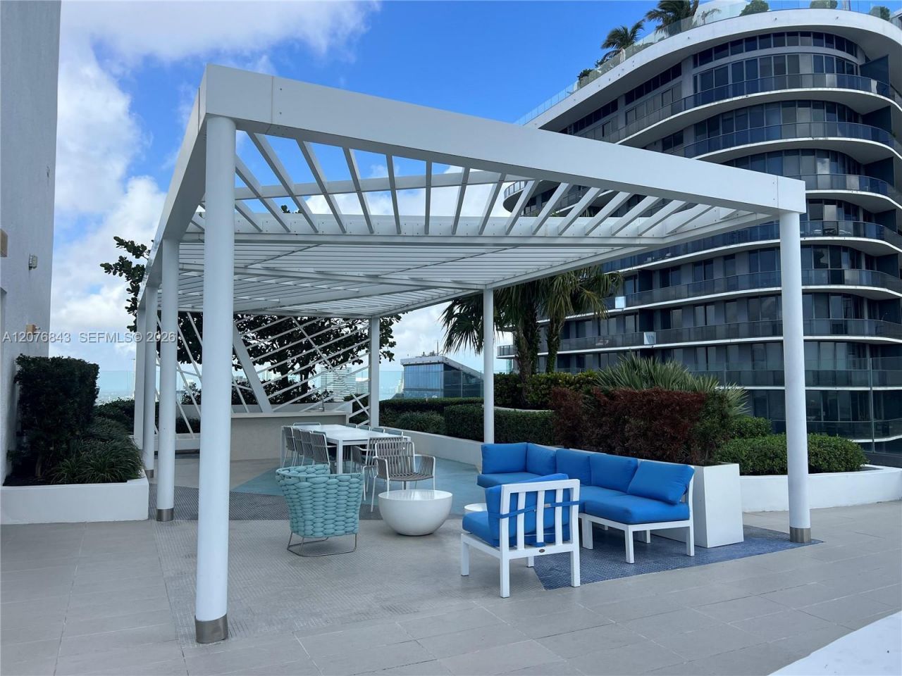 45 SW 9th St, Unit 4408, Miami, FL 33130 Photo