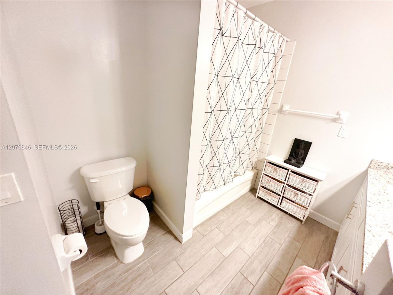 2105 NE 38th Rd , Homestead, FL 33033 Photo