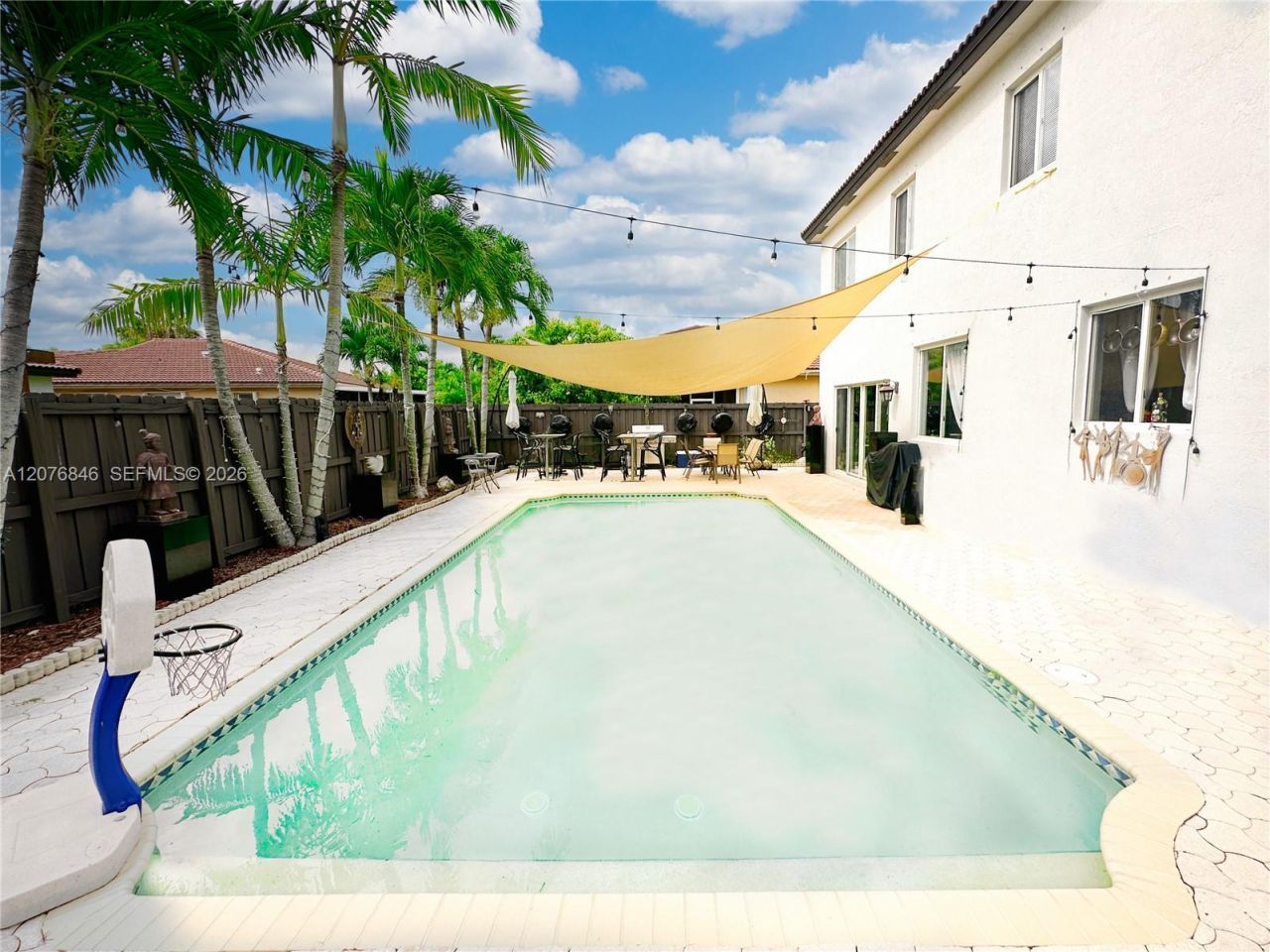2105 NE 38th Rd , Homestead, FL 33033 Photo