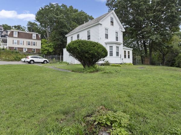 88 Ashburnham St, Fitchburg, MA 01420
