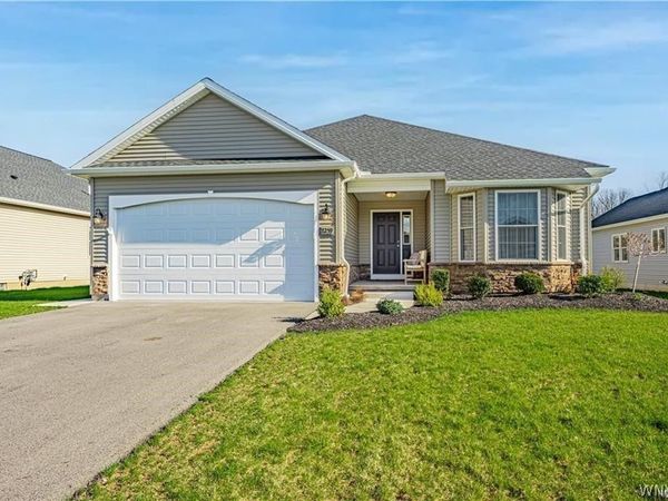 7036 James Francis, Lockport, NY 14094
