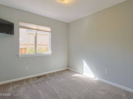 2808 Silverton Way, Sparks, NV 89436 Photo