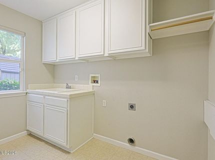 2808 Silverton Way, Sparks, NV 89436 Photo