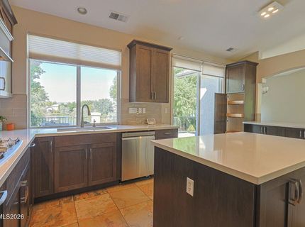 2808 Silverton Way, Sparks, NV 89436 Photo