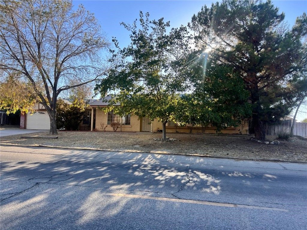 37045 96th E, Littlerock, CA 93543 Main Photo