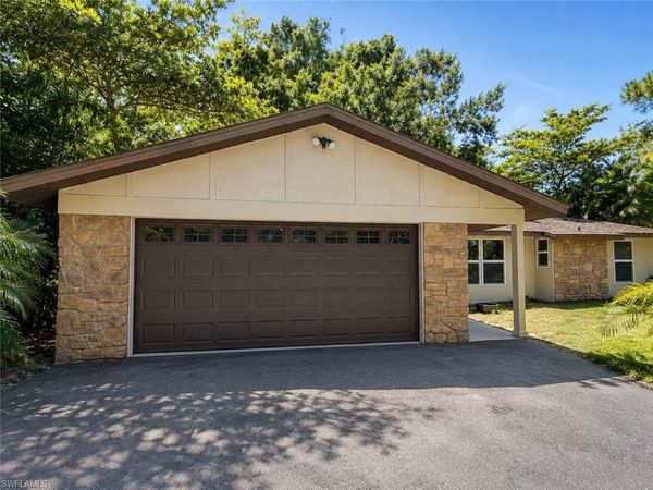 4980 Coral Wood DR, NAPLES, FL 34119