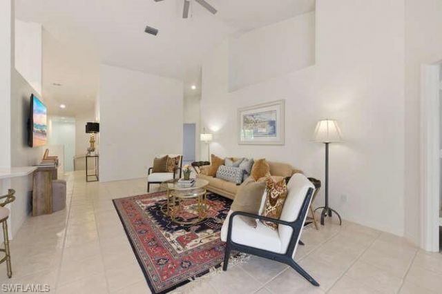 5300 Andover Dr , Unit 202, Naples, FL 34110 Photo