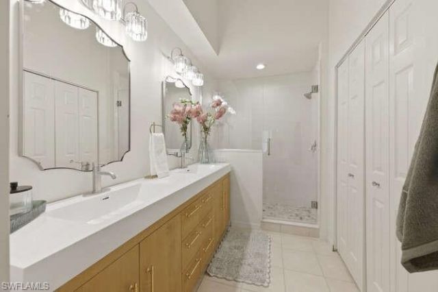 5300 Andover Dr , Unit 202, Naples, FL 34110 Photo