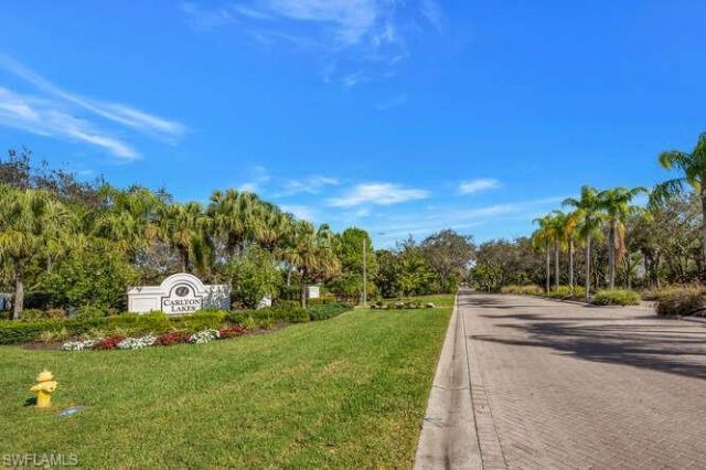 5300 Andover Dr , Unit 202, Naples, FL 34110 Photo