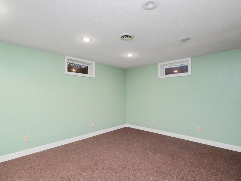 1792 Tiffin Road, Bucyrus, OH 44820 Photo 20
