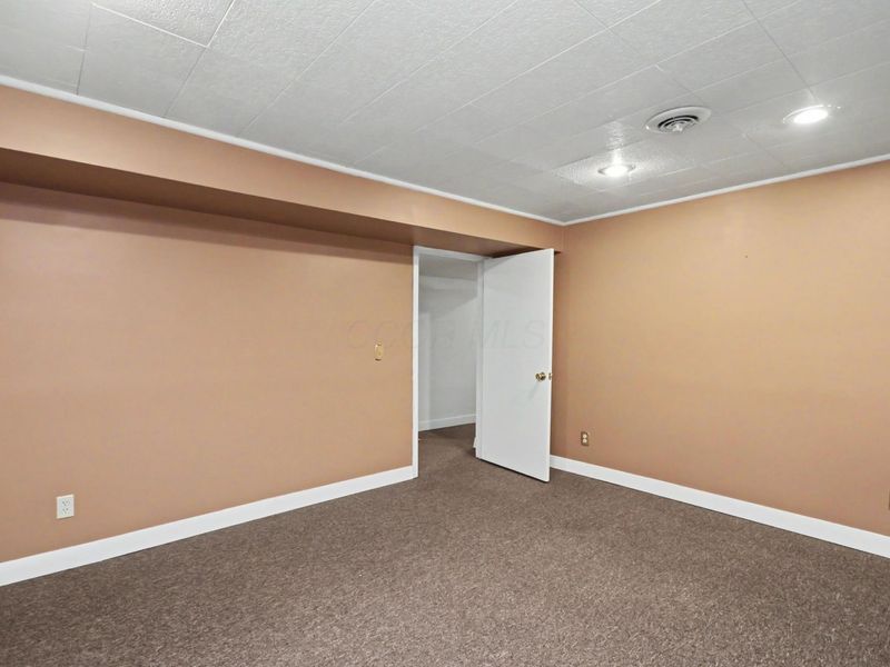 1792 Tiffin Road, Bucyrus, OH 44820 Photo 23