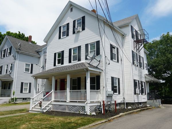 170 Middleboro Ave, Unit 1, Taunton, MA 02718