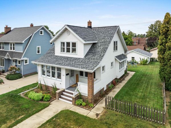 520 Clifton Avenue, Sheboygan, WI 53083