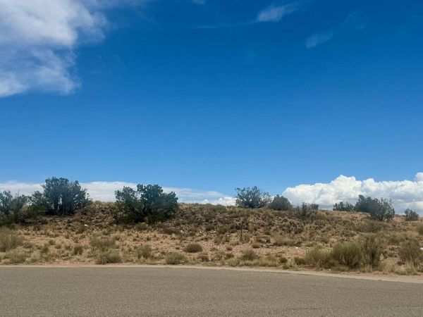 6132 Rooster Point NE, Rio Rancho, NM 87144