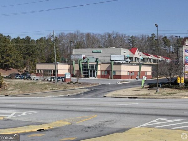 3065 S Cobb Drive SE, Smyrna, GA 30080